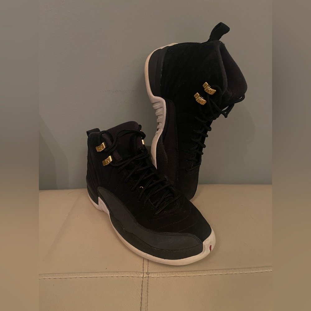 Size 7y Nike Air Jordan 12 Retro Reverse Taxi Sneakers Black/White Great Cond